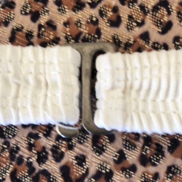 Garage Maillot Swim underwire creamy white bikini bra top - Picture 14 of 16